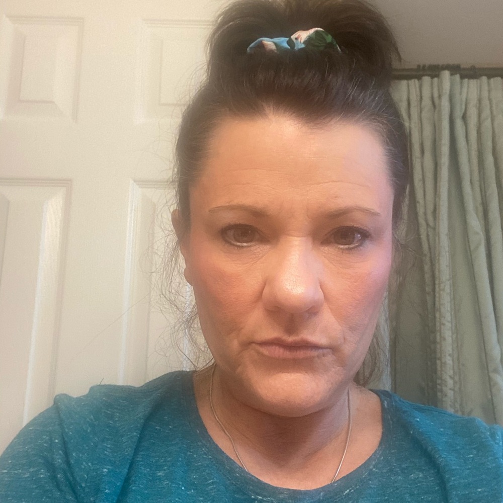 Meet your Posher, Valerie